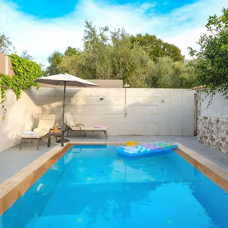 Villa Luxury Just For 2 Halikounas